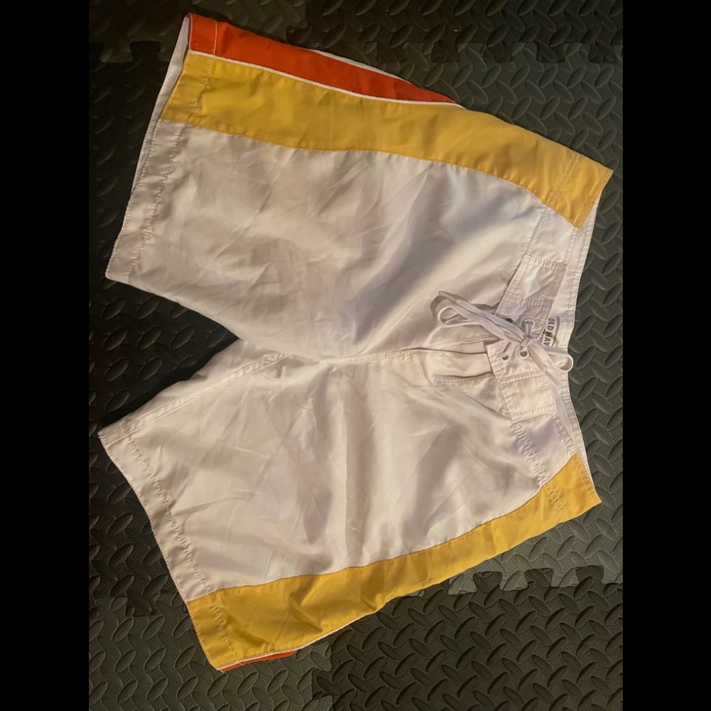 Old Navy Men’s Swim Trunks Size Medium